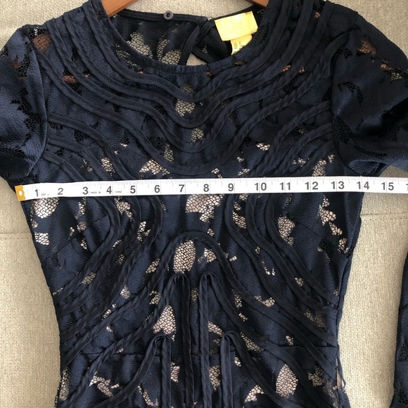 H&M blue lace dress open back - Picture 11 of 13